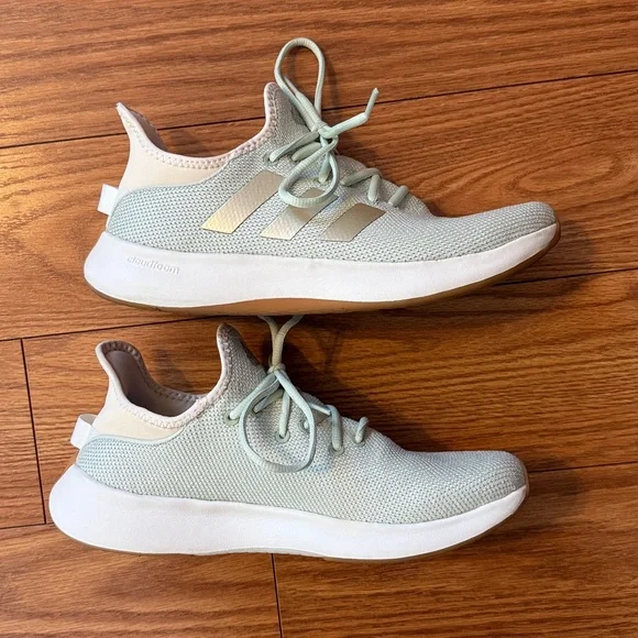 Adidas Cloudfoam Light Green Sneakers size 9.5 - Picture 3 of 4